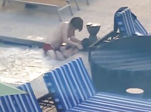 Horny couple decited to fuck in a hot tub outdoors while people wat...