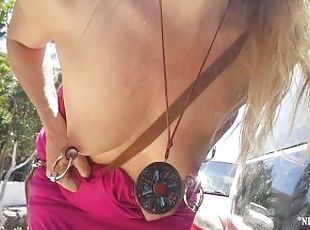 nippleringlover outdoor flashing sexy ass & pierced pussy & pierced...