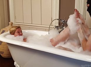 kylpy, amatööri, milf, kova-seksi, bdsm, orja, blondi, femdom