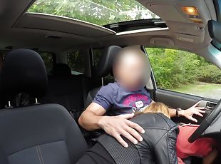Chick With Perfect Ass And Boobs Gets Paid For Sex In Car