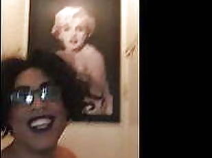 Marilyn Smokes Her VS Menthol 120s For You