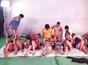 सार्वजनिक, मुख-मैथुन, भारतीय, समूह-सेक्स, बट, कुलटा-का-पति, छेड़ना