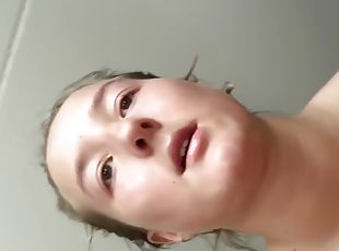 Swedish girl show her naked body and masturbate