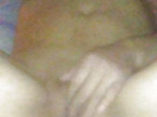 inseland, masturbare-masturbation, pasarica, amatori, milf, hardcore, facut-acasa, cu-degetelul, taratura, stramta