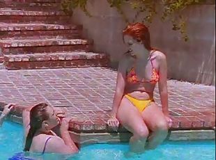 al-aire-libre, babes, hardcore, retro, piscina, cabalgando, masivo, bikini, polla, chillona