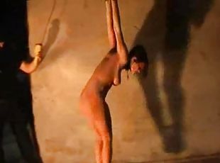 Suspended honey is so flexible to stand the pain