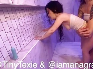 banyo-yapma, lezzo, genç, ünlü, porno-yıldızı, ufak-tefek-kadın, fetiş, duş, tıfıl, islak