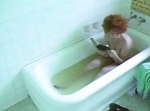 mandi, selebriti, rambut-merah