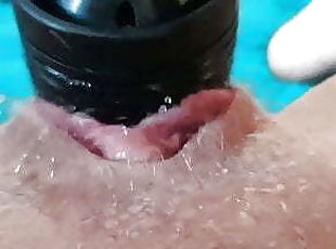 Squirting teen’s hairy pussy