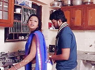 Indian Telugu Soni Priya – romance in kitchen