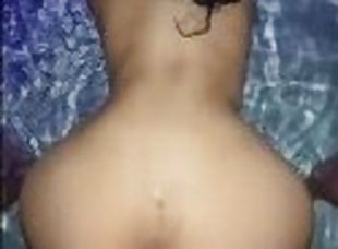 culo, tetas-grandes, babes, madurita-caliente, adolescente, latino, pareja, primera-persona, follando-fucking, piscina