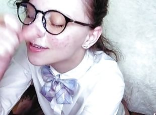 gafas, enorme, mayor, ruso, colegiala-schoolgirl, amateur, babes, mamada, chorro-de-corrida, zorra-slut