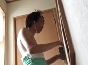 [Libido Vaccine ?] Japanese salaried man masturbating while working...