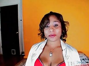 Solo black girl Stephanie Iverson fingers pussy