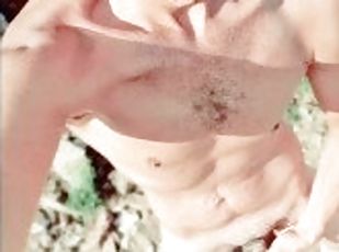 en-plein-air, public, amateur, ejaculation-sur-le-corps, gay, branlette, européenne, euro, solo, minet