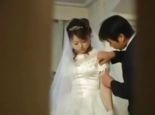 азиатки, невесты, рука-в-манде, хардкор, японки, групповуха, венчание