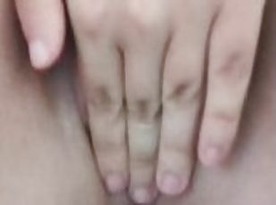 clitoris-bagian-atas-vagina-paling-sensitif, vagina-pussy, amatir, permainan-jari, teransang, ketat, seorang-diri