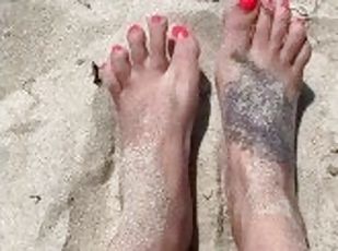 masturbacija, amaterski, lutke, plaža, rob, stopala-feet, sami, femdom, prsti