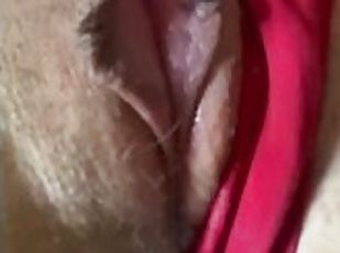 clitoris, masturbare-masturbation, pasarica, amatori, bunaciuni, masaj, solo, uda