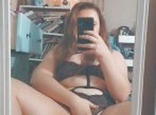 masturbation, vieux, amateur, doigtage, jeune-18, lingerie, plus-agée, solo, vieux-jeune, petits-seins