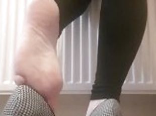 I let you worship my high heels feet