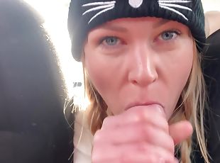 avsugning, cumshot, gigantisk-kuk, milf, deepthroat, bil, pov, ansiktssprut, blond, rökning