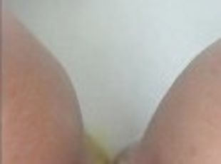 baignade, clito, pisser, chatte-pussy, amateur, babes, belle-femme-ronde, pieds, percé, fétiche