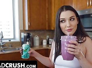 Dad Crush - Fitness Babe Motivates Her Lazy Stepdad To Live More He...