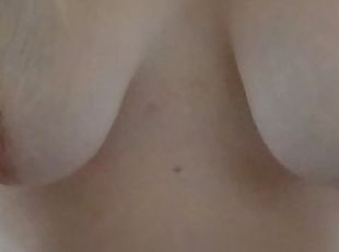 tetas-grandes, mayor, amateur, maduro, polla-enorme, madurita-caliente, mamá, corrida-interna, regordeta, regordeta-chubby