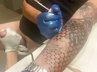I tattoo myself and my wife came and helped. Hard handjob/sucking/t...