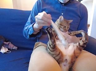 The pussy being massaged is in full view .................. Looks v...