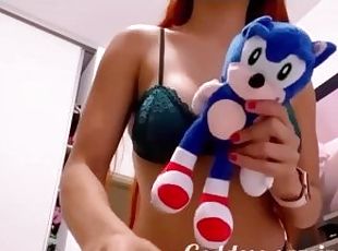 Giantess Samira smashes a Sonic plush toy with her big ass(Buttcrus...