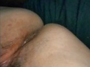 zarastené, masturbácia, pička, žena, amatérske, milfka, bbw, pov, nadržané, manželka