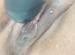 4K slow motion squirt up close