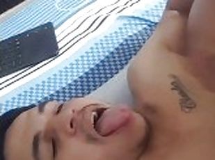 amateur, fellation, ejaculation-sur-le-corps, gay, ejaculation, lait, minet, tatouage