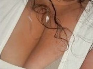 tetas-grandes, orgasmo, coño-pussy, amateur, madurita-caliente, juguete, latino, pies, guapa, a-solas