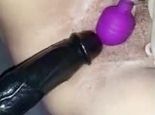 Cojiendo ami esposa con un dildo