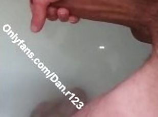 Huge thick cock wanking in the bath