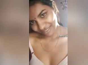 Today Exclusive- Cute Lankan Tamil Girl Showing Her Boobs And Pussy...