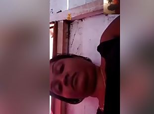 Today Exclusive-lankan Wife Showing Her Boobs And Pussy To Lover On...