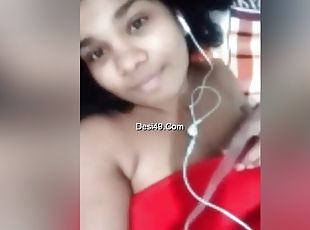 Today Exclusive- Cute Lankan Girl Showing Her Boobs Part 1
