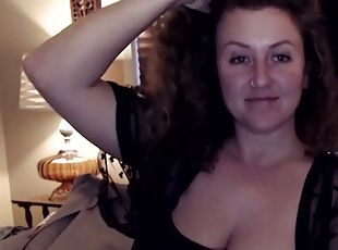 gros-nichons, masturbation, amateur, milf, rousse, webcam, seins, solo, brunette