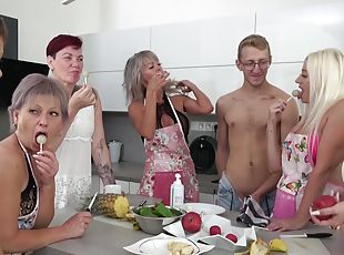 Rough group dicking in the kitchen with Gia Red and Mia S