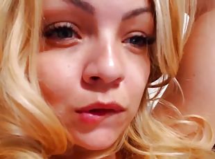 gros-nichons, masturbation, amateur, jeune-18, blonde, webcam, fantaisie, solo