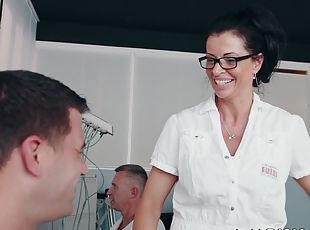 očala, medicinska-sestra, milf, uniforma