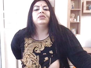 mamelons, mature, indien, belle-femme-ronde, webcam, solo