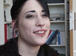 cur, tate-mari, masturbare-masturbation, adolescenta, tanar18, tatoasa, tate, micuta, solo, interviu