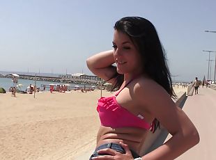 Brunette cutie picked up on the beach for a fuck and a facial