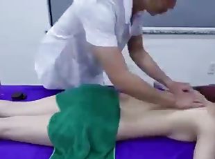 asiático, adolescente, massagem