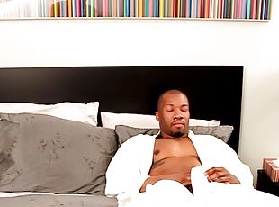 Buff black solo amateur jerking cock in bed